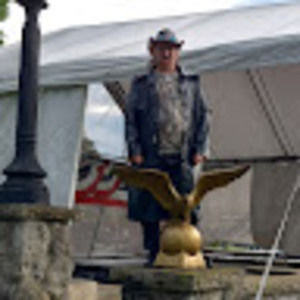 Meet your Posher, Kevin